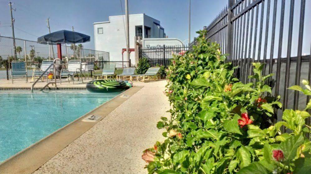 Four Seasons On The Gulf Villa Galveston Exterior photo